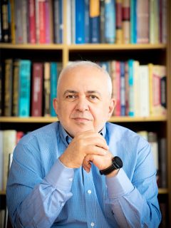 dr-zarif=personal-pic-222